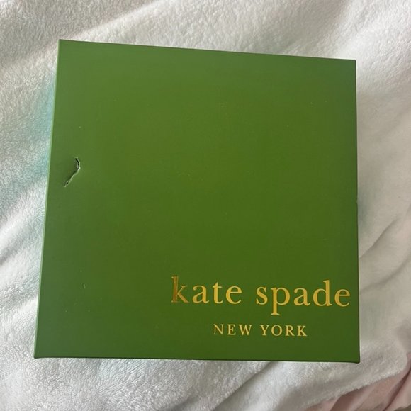 Kate Spade Snap Happy Macarons Plate dish nwt - Picture 3 of 10